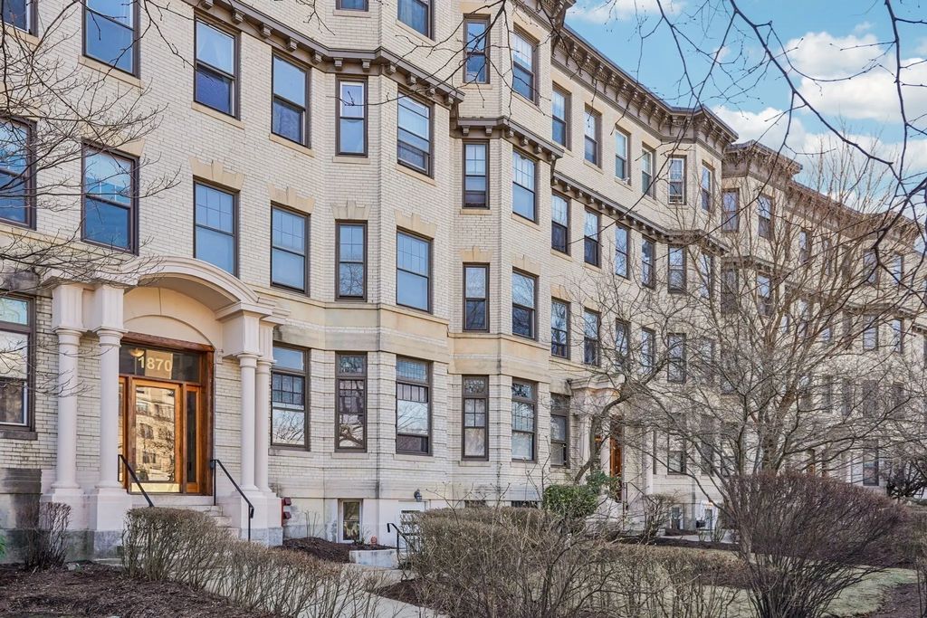 1870 Commonwealth Ave #1, Boston