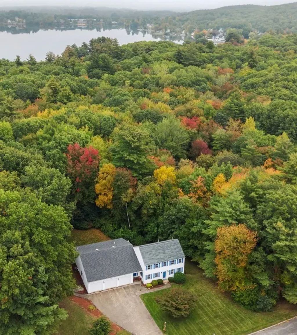 47 Sequoia Dr, Tyngsborough