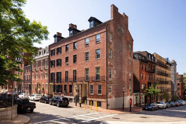 2 Derne Street, Boston