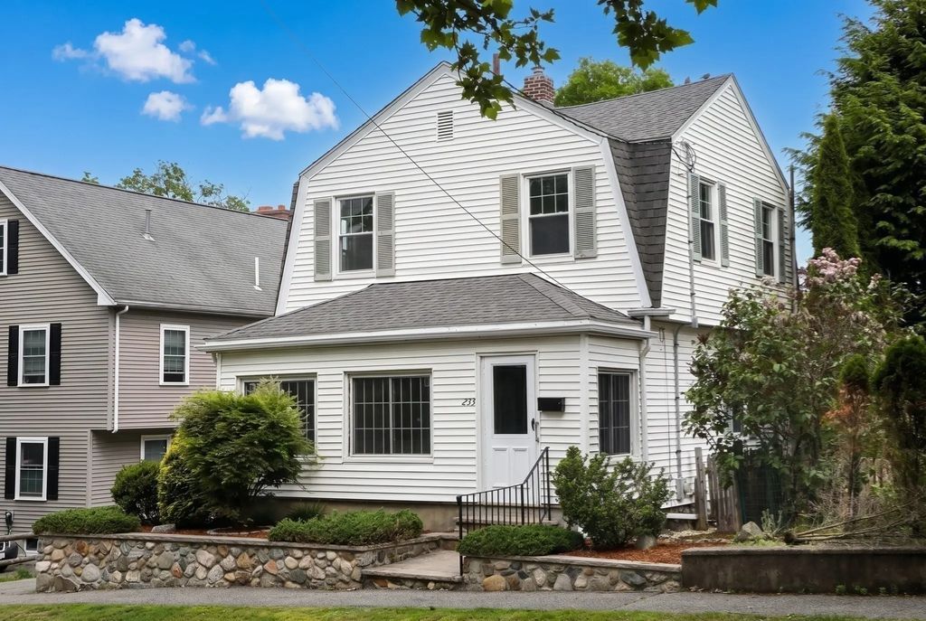233 Florence Ave, Arlington