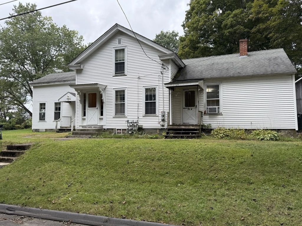 73 School St, Warren