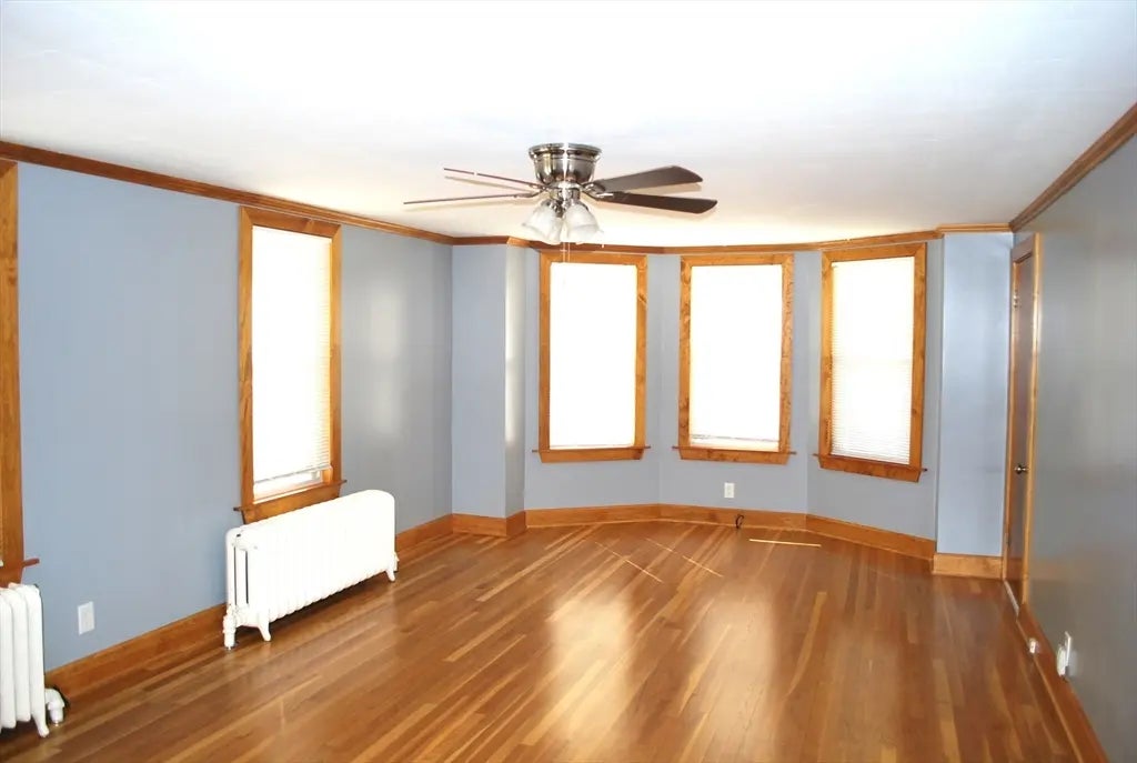 85 Robeson St #1, New Bedford