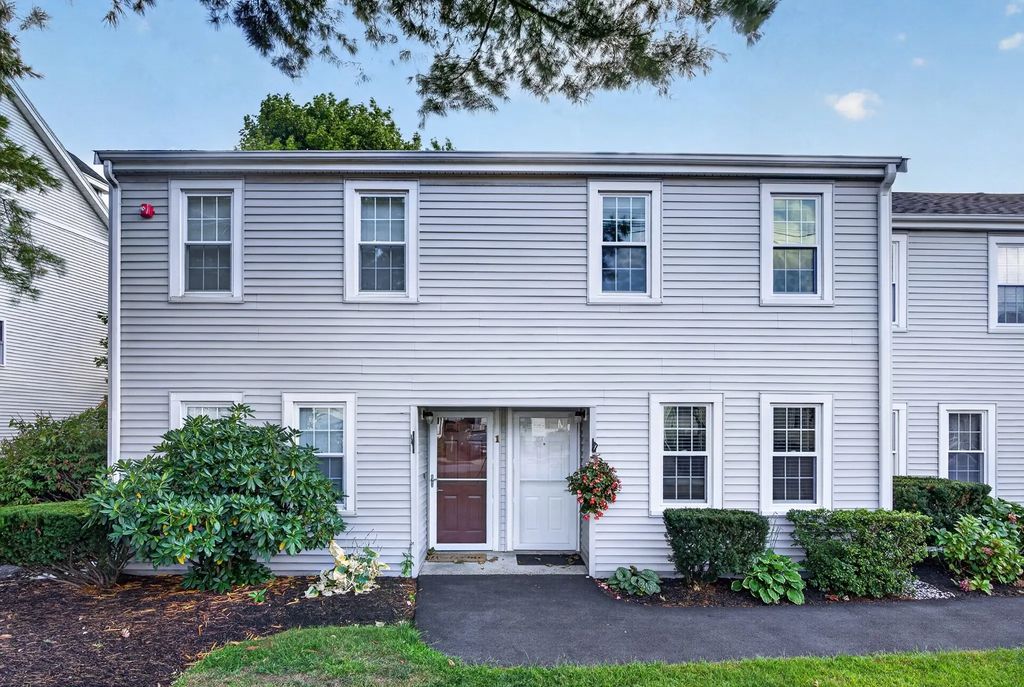 52 Warren St #2, Peabody