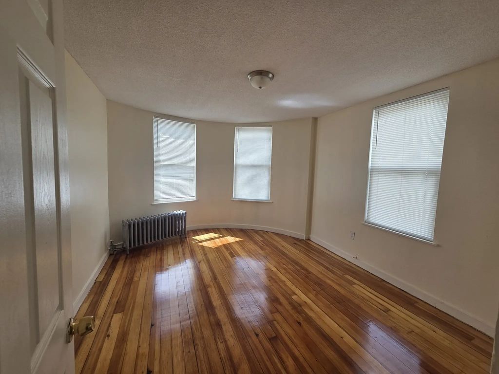 43 High Rock St #5, Lynn