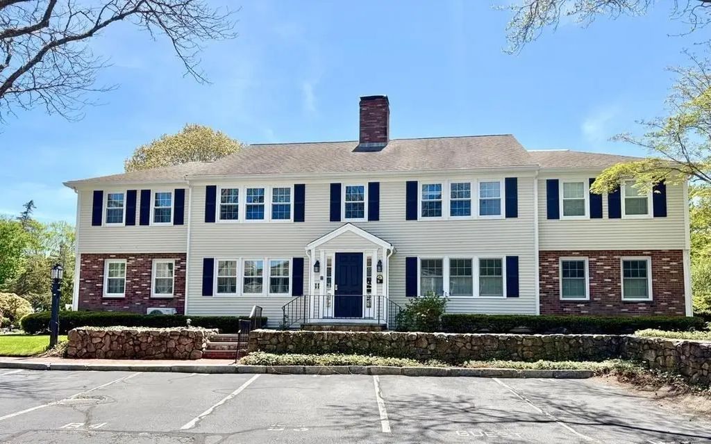 727 Main Street #b1, Barnstable