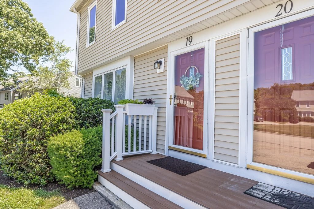 835 Mount Hope St #19, North Attleboro
