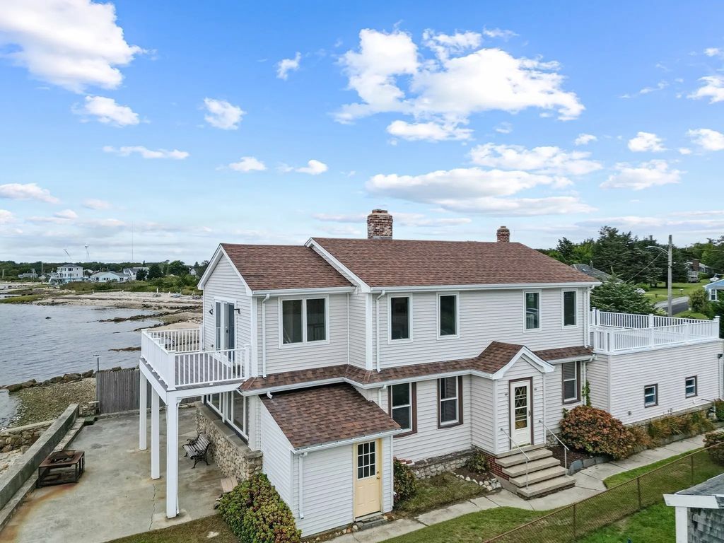 16 Reservation Rd, Fairhaven