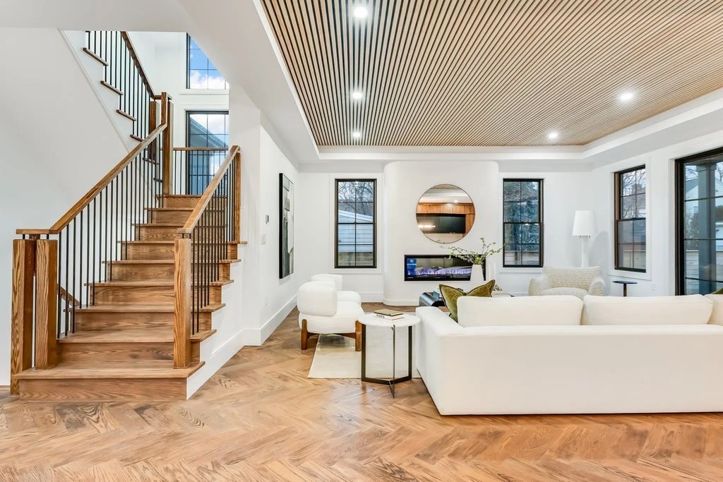 89 Parker Avenue, Newton