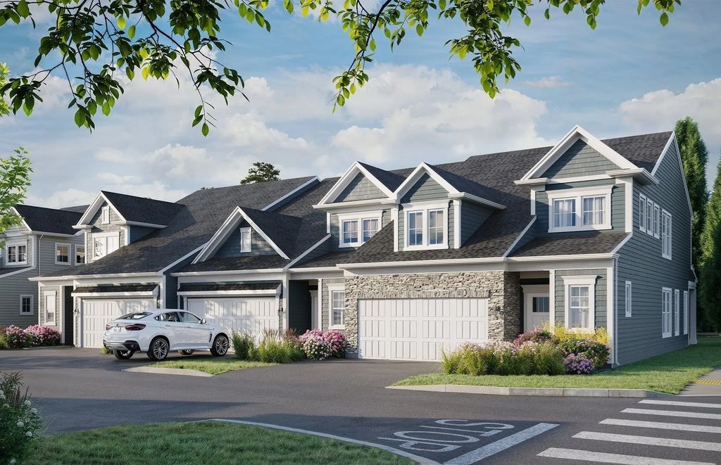 68 East Point Drive #20, East Providence