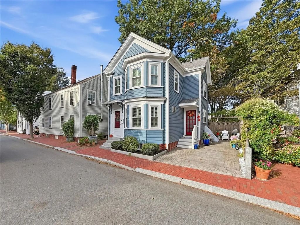 51 Temple Street, Newburyport