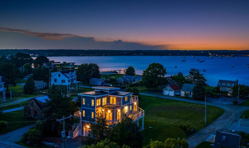 1 Starboard Way, Mattapoisett