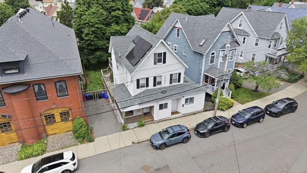 65 Ashland St, Malden