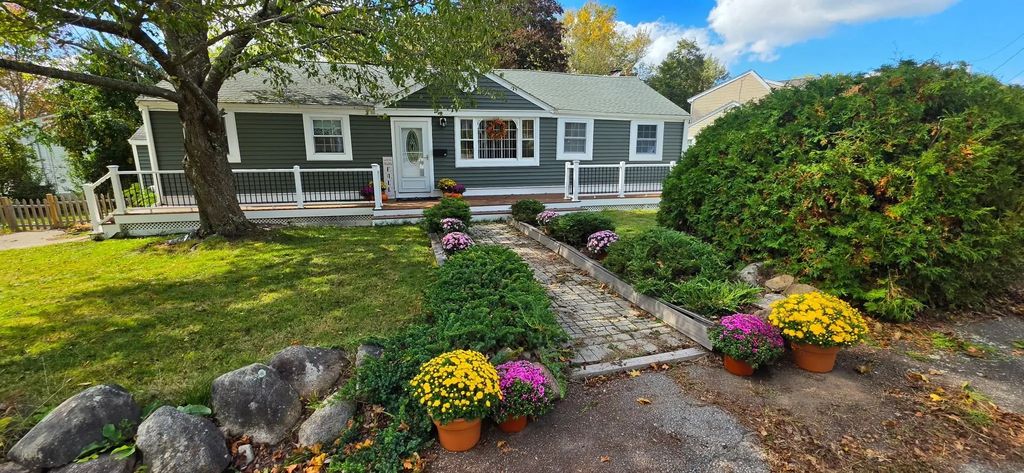 87 Ledgebrook Rd, Weymouth