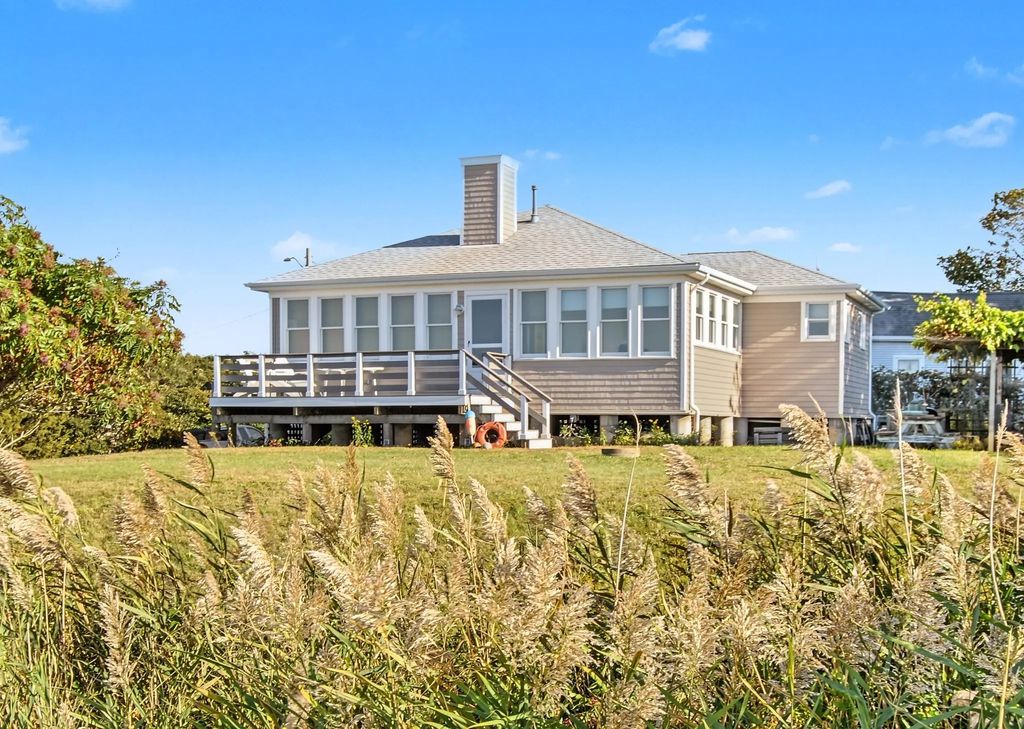 9 Wamsutta St., Fairhaven