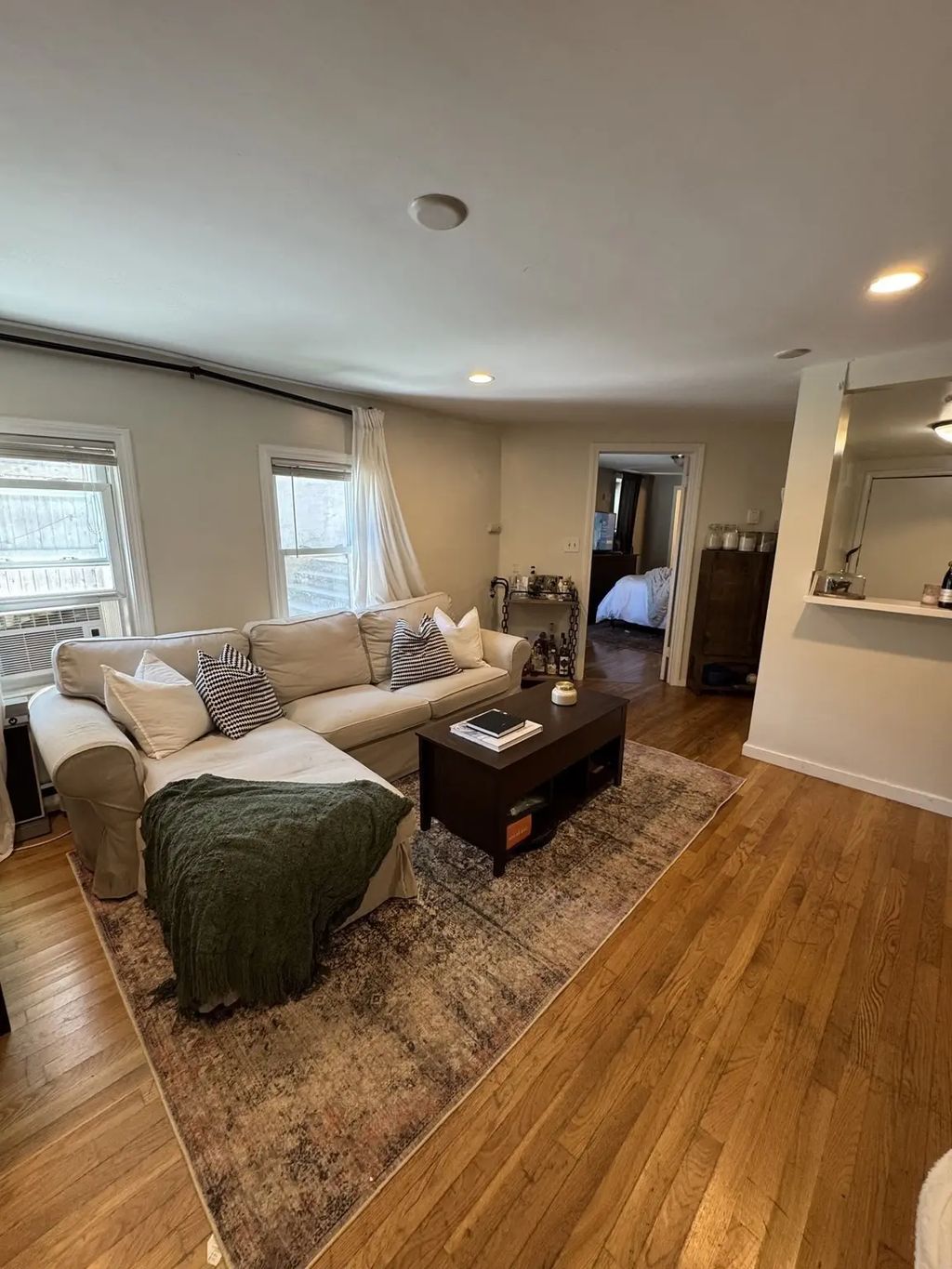 254 W 3rd St #1, Boston