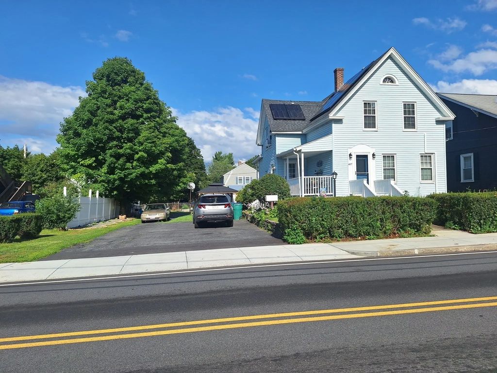 407 Clarendon St, Fitchburg