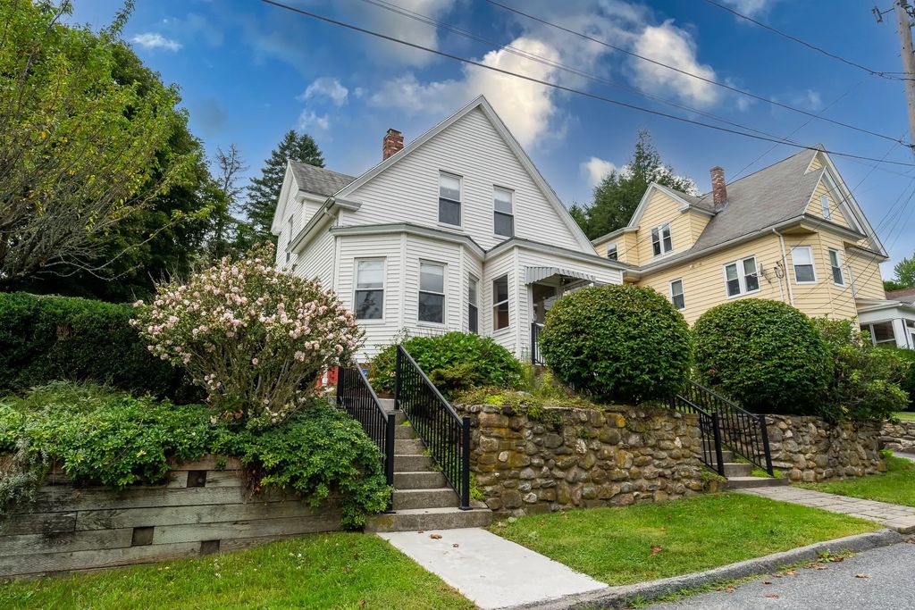 1 Beckman St, Worcester