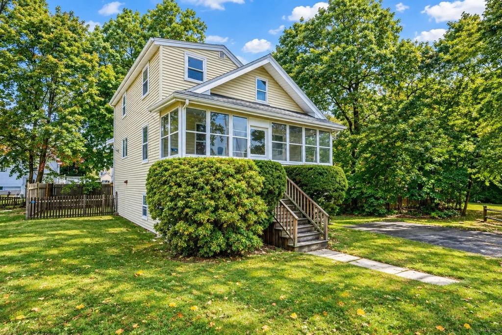 4 Circuit Rd., Braintree