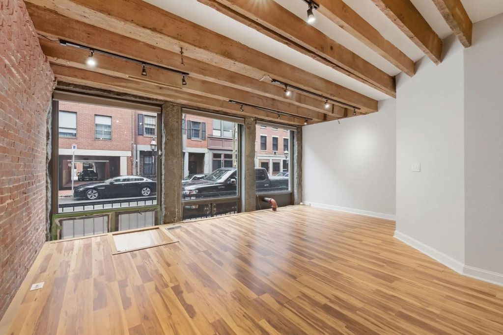 112 Fulton Street #1c, Boston