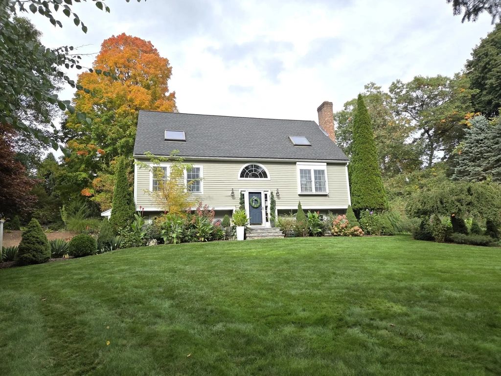 293 Brigham Street, Hudson
