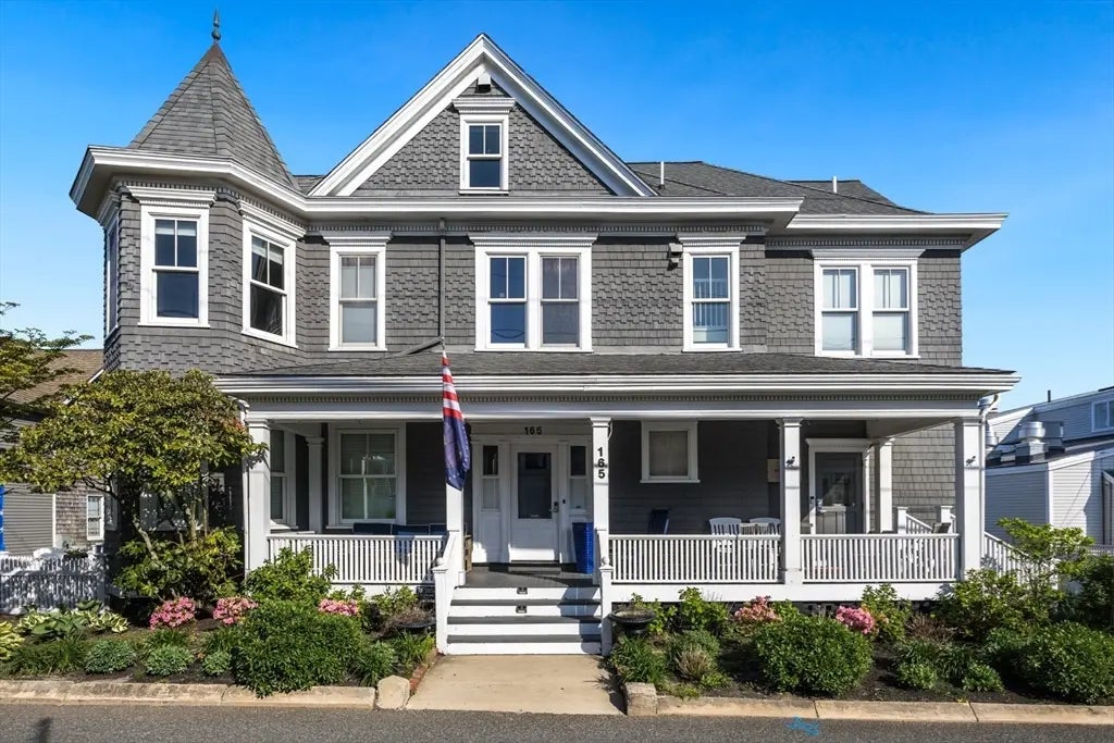 165 Commercial Street #unit 4, Provincetown