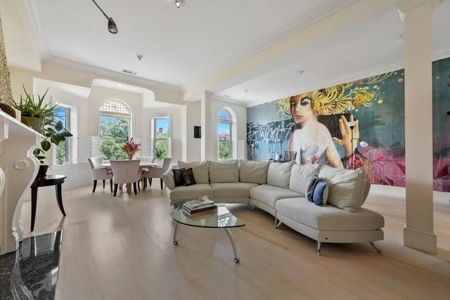 294 Commonwealth Ave #2, Boston