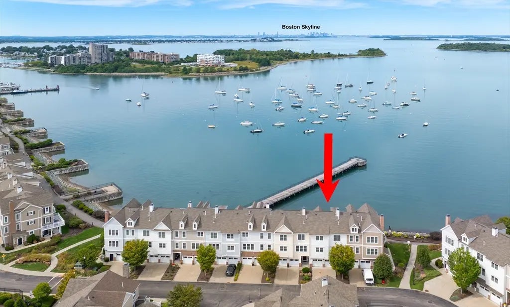 125 Halsted Dr #125, Hingham