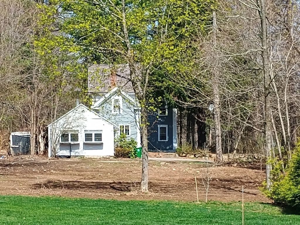 9 Olive Street, Ashland