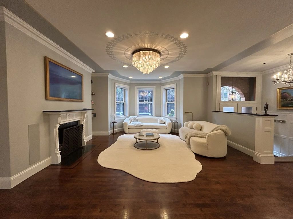 61 Saint Botolph St #61, Boston