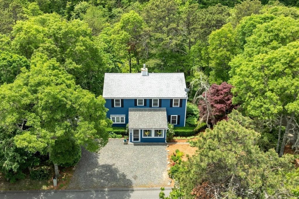 11 Santuit Pond Rd, Mashpee