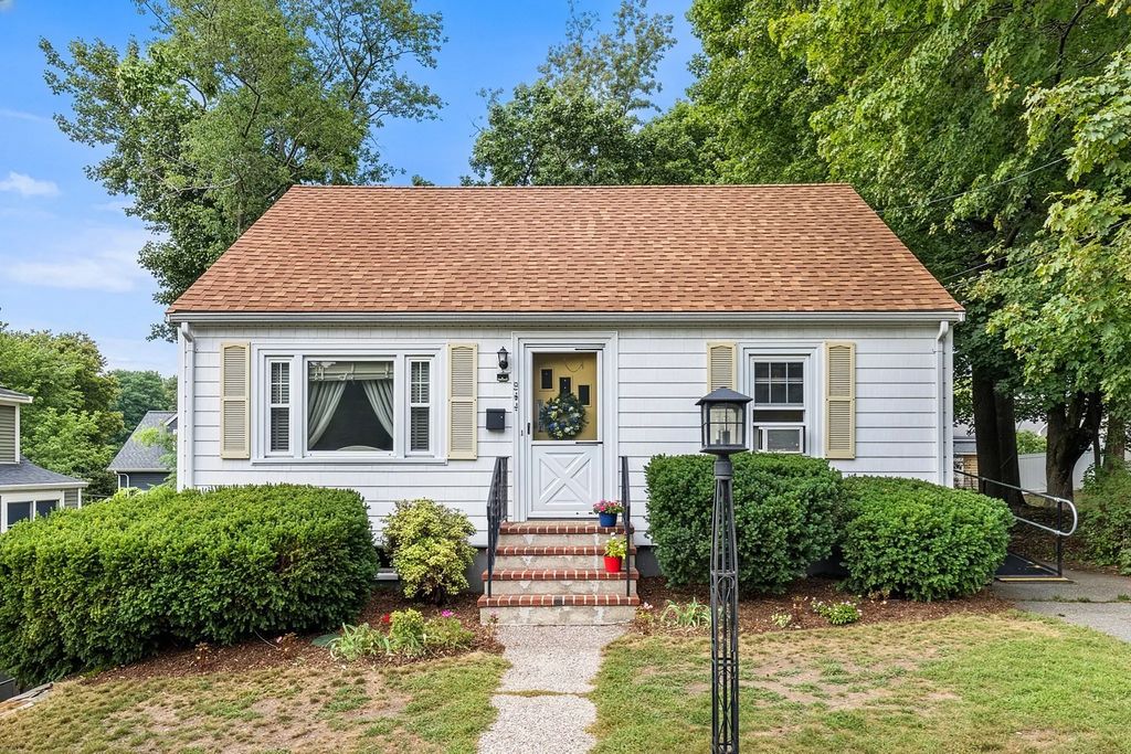 244 Beech Ave, Melrose