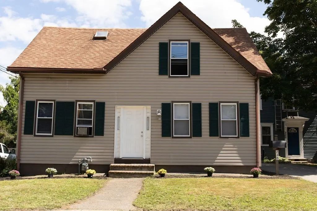 248 Somerset Ave, Taunton