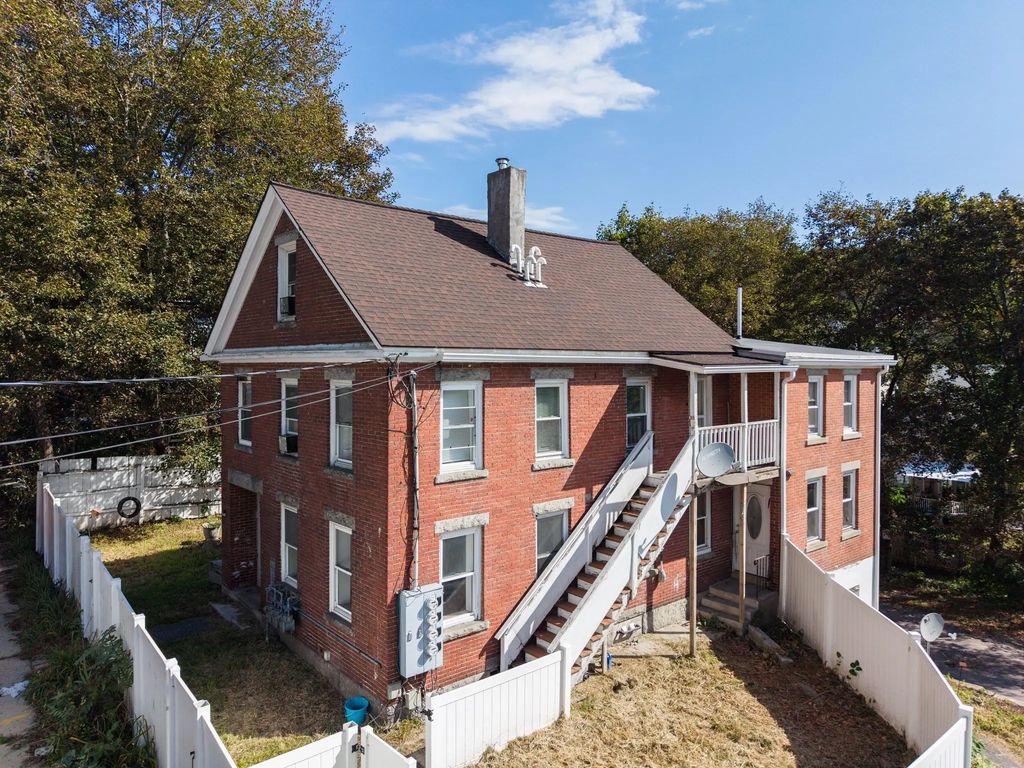 151 Mechanic Street, Fitchburg