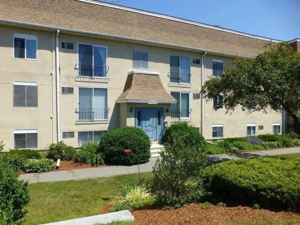 226 Swanson Rd #624, Boxborough
