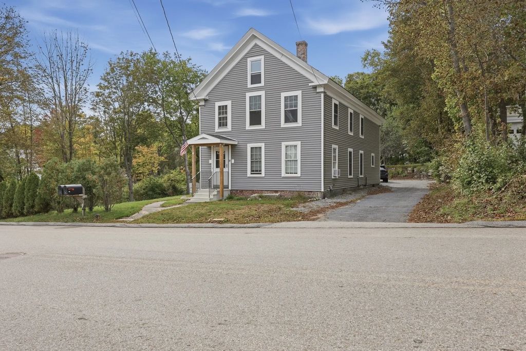 14 Central St #2, Ashburnham