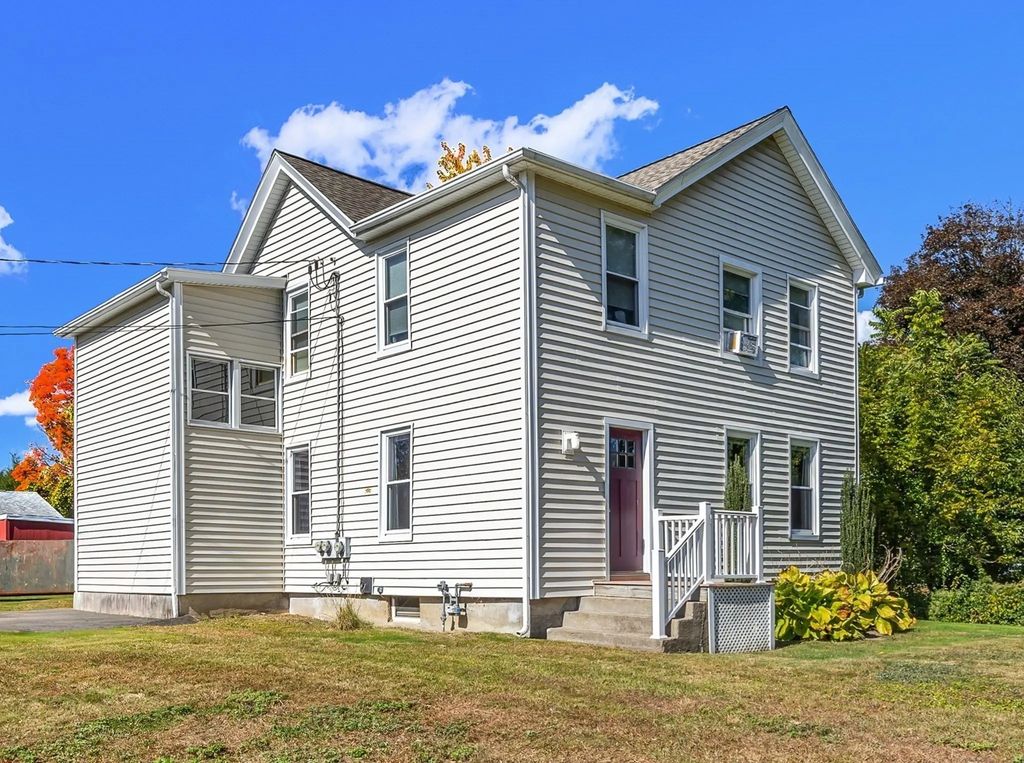 12 Chester St, Chicopee