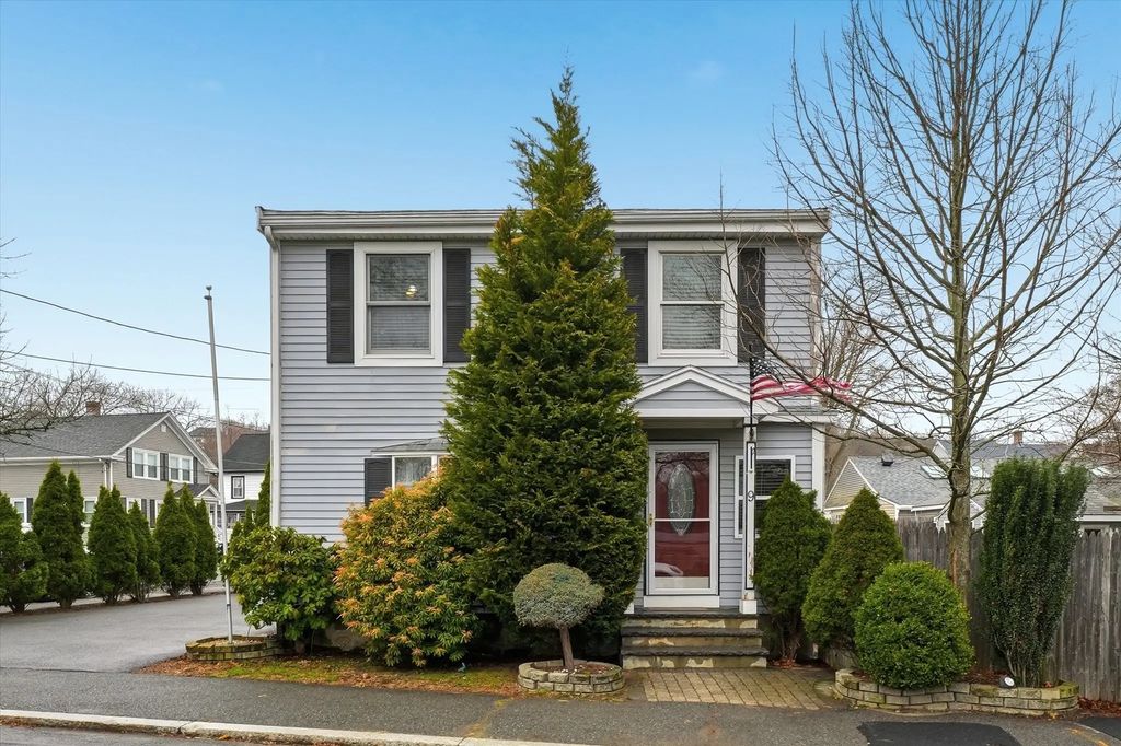 9 Saunders Road, Lynn