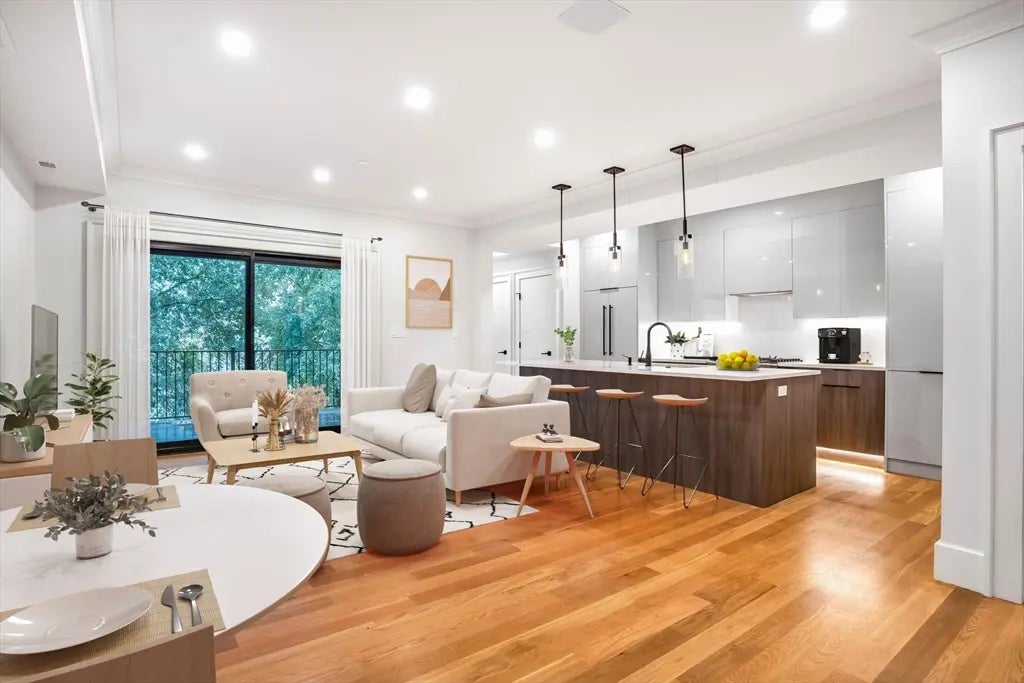 31 Mercer Street #2, Boston