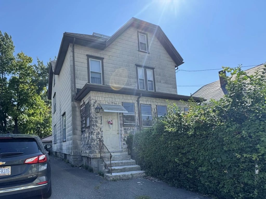 23 Myrtle St, Waltham