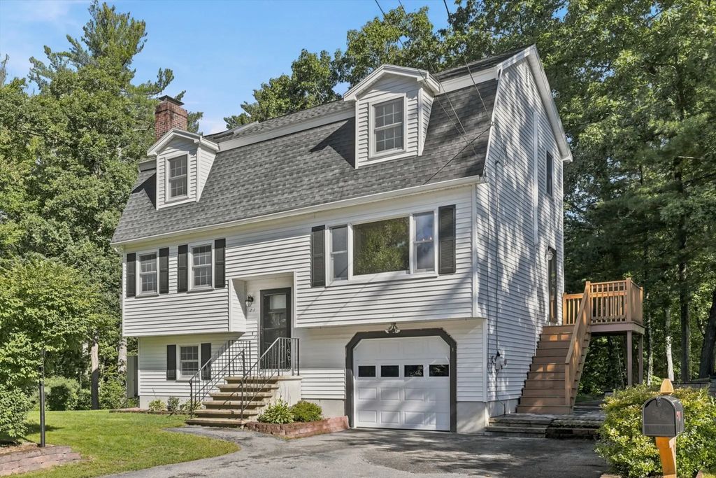 21 Pumpkin Lane, Tewksbury