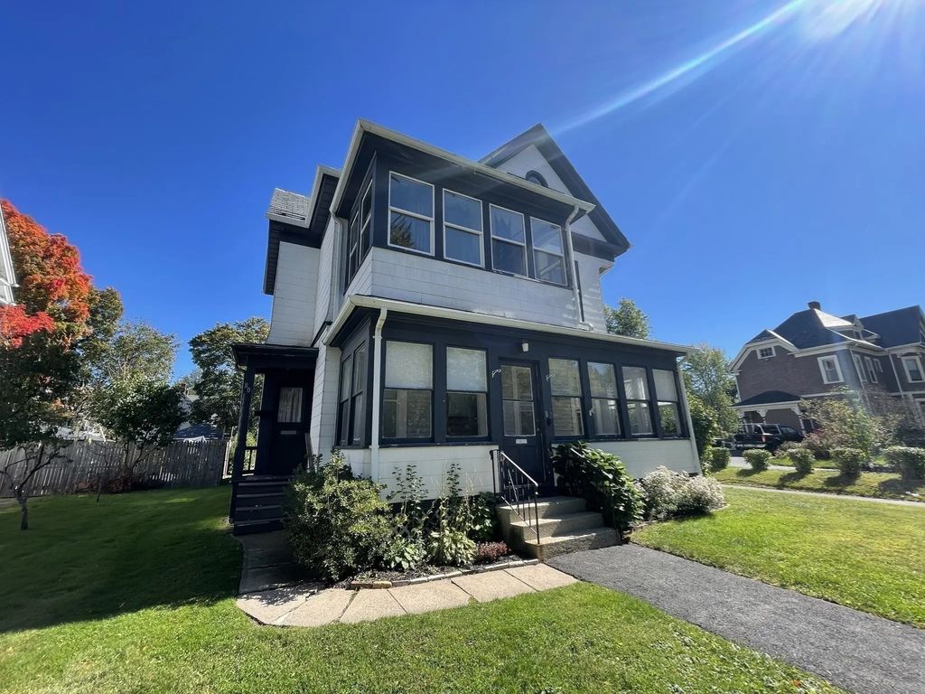 80-82 Nonotuck St, Holyoke