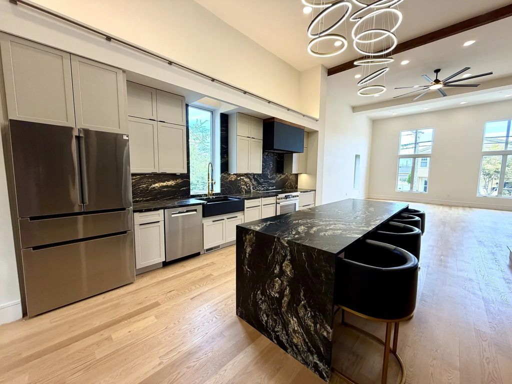 1001 Shirley St #1, Winthrop
