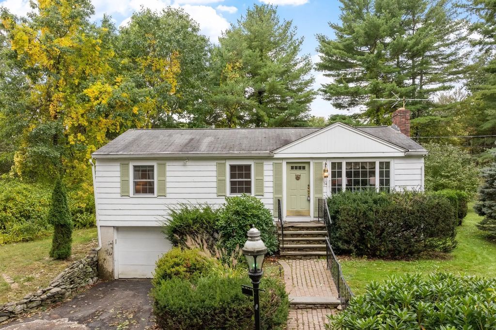74 Davidson Rd, Boxborough