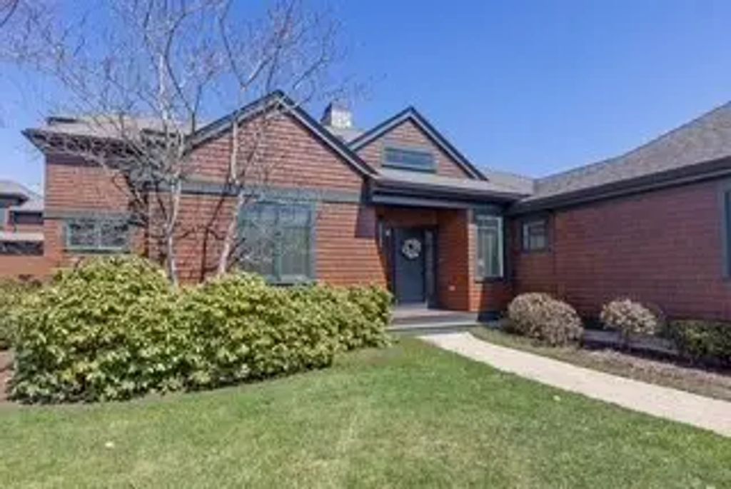 35 Raynor Drive #35, Hingham