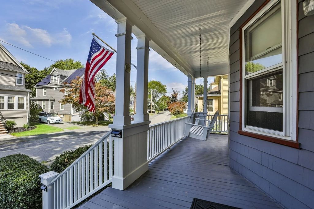 61 Belcher Cir, Milton