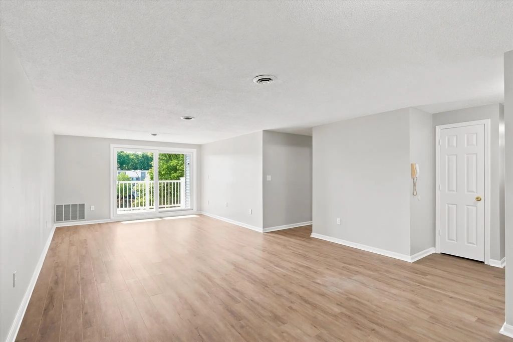 255 North Rd #158, Chelmsford