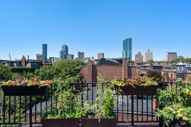 331 Shawmut Ave #4, Boston