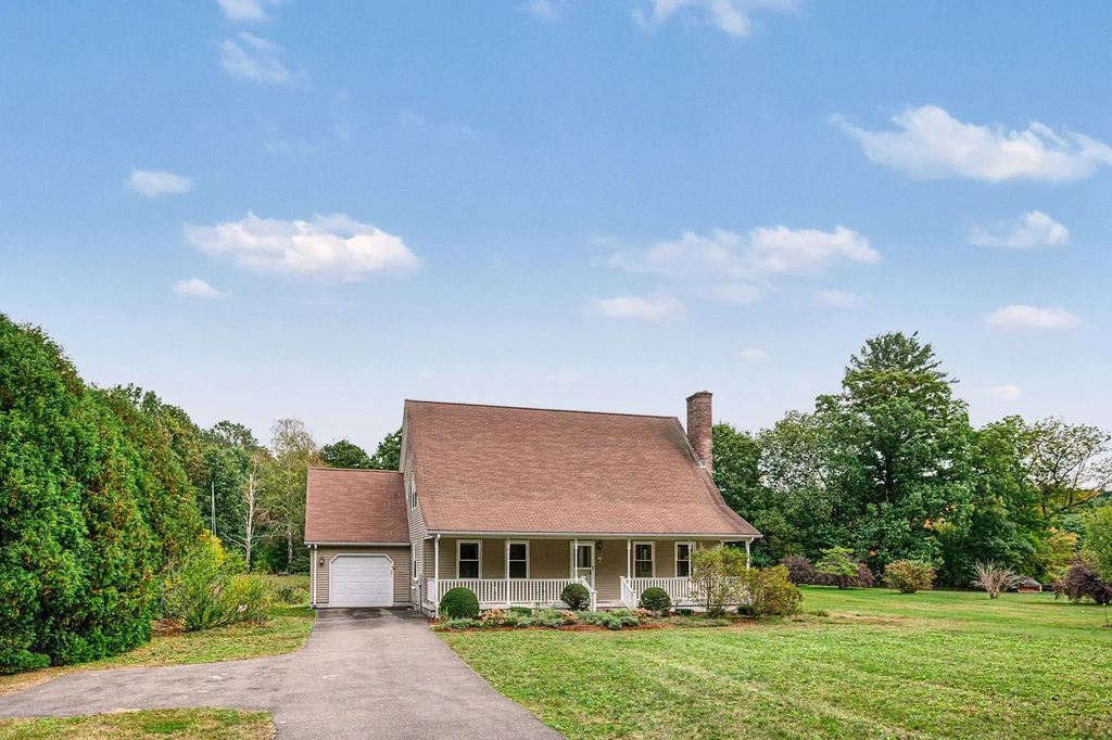 35 Cook Rd, Southampton