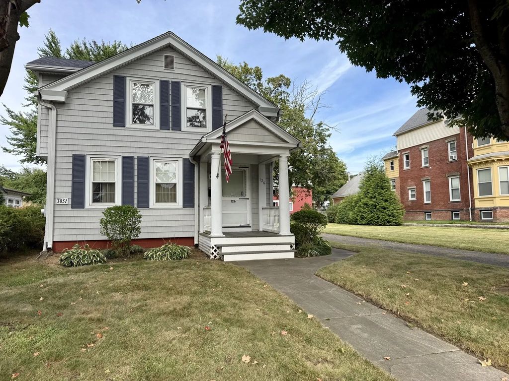 126 Main St, South Hadley
