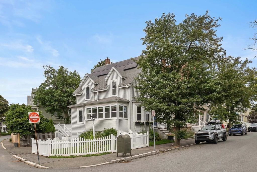 50 Columbia St, Swampscott